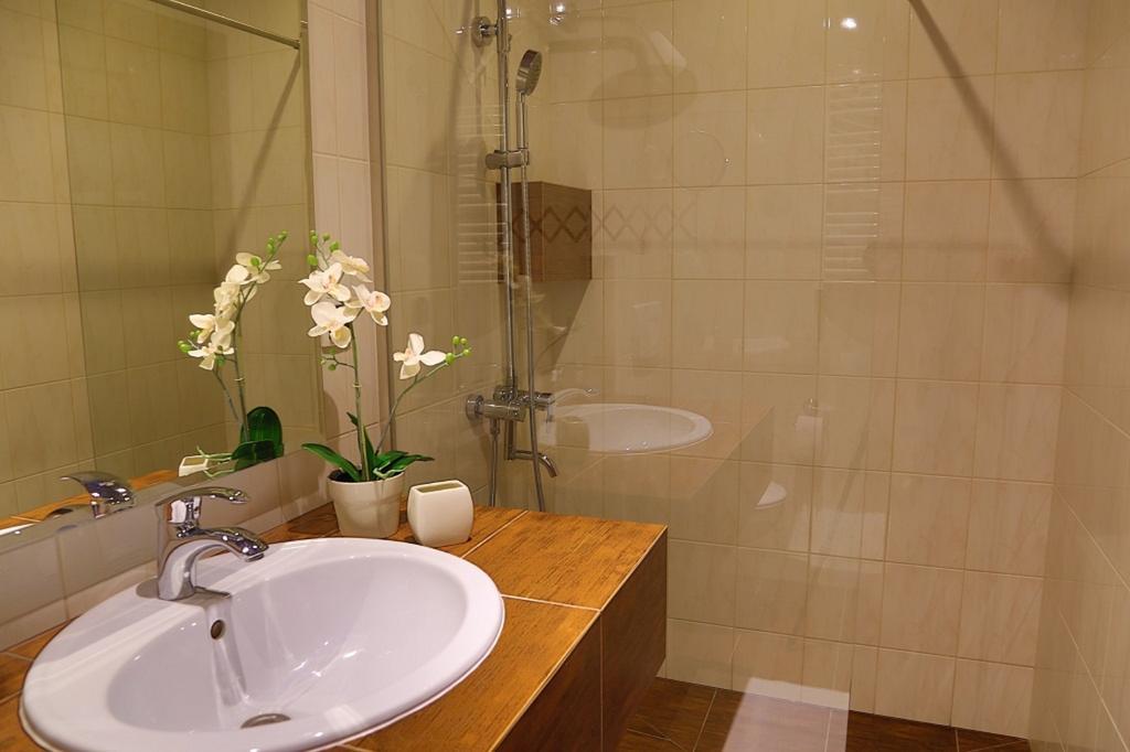 Pod Wzgorzem Bed & Breakfast Frombork Room photo