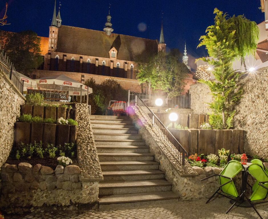 Pod Wzgorzem Bed & Breakfast Frombork Exterior photo